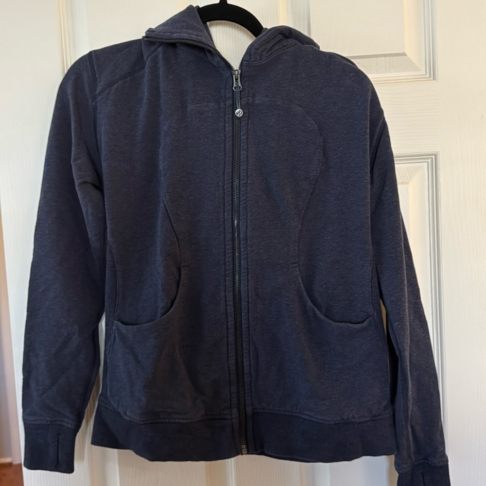 Lululemon hoodie size 8